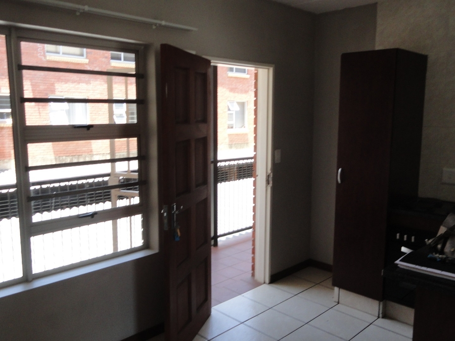 To Let 1 Bedroom Property for Rent in Die Bult North West